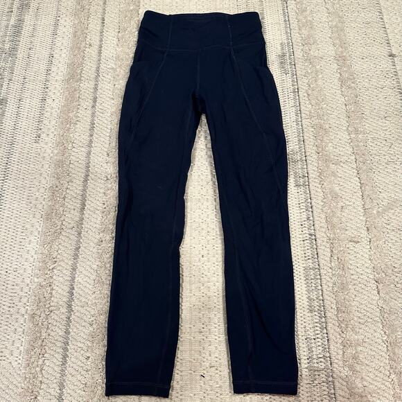 LULULEMON Women's Time To Sweat Crop 23" Size 2 In True Navy - Picture 1 of 12